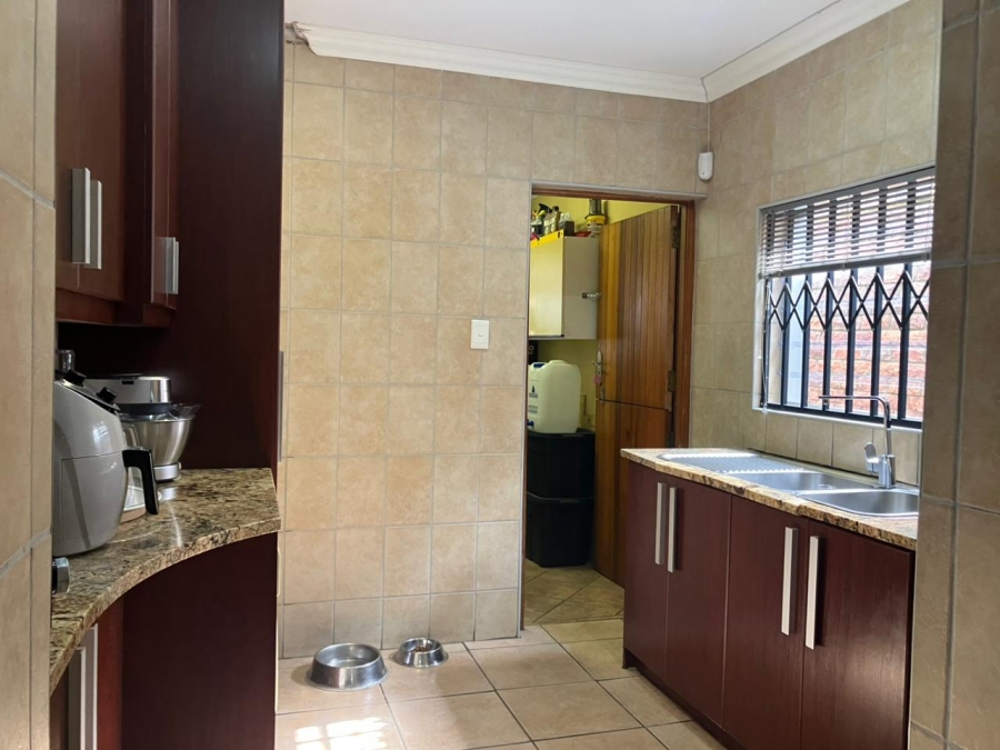 4 Bedroom Property for Sale in Vanes Estate Eastern Cape